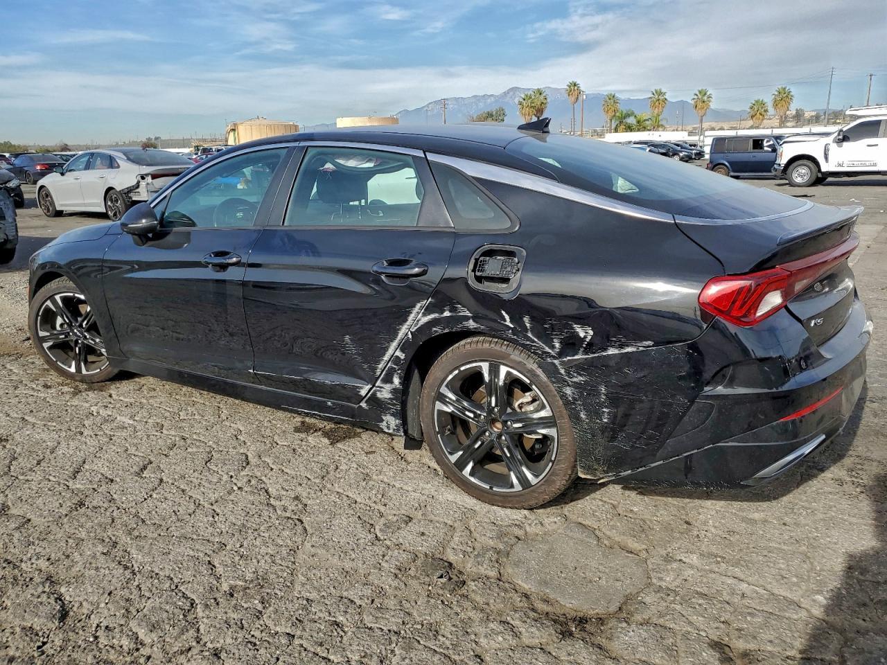 2022 KIA K5 gt Line