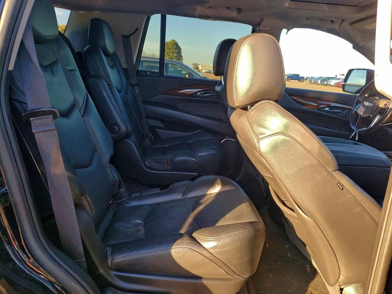 2018 Cadillac Escalade Luxury