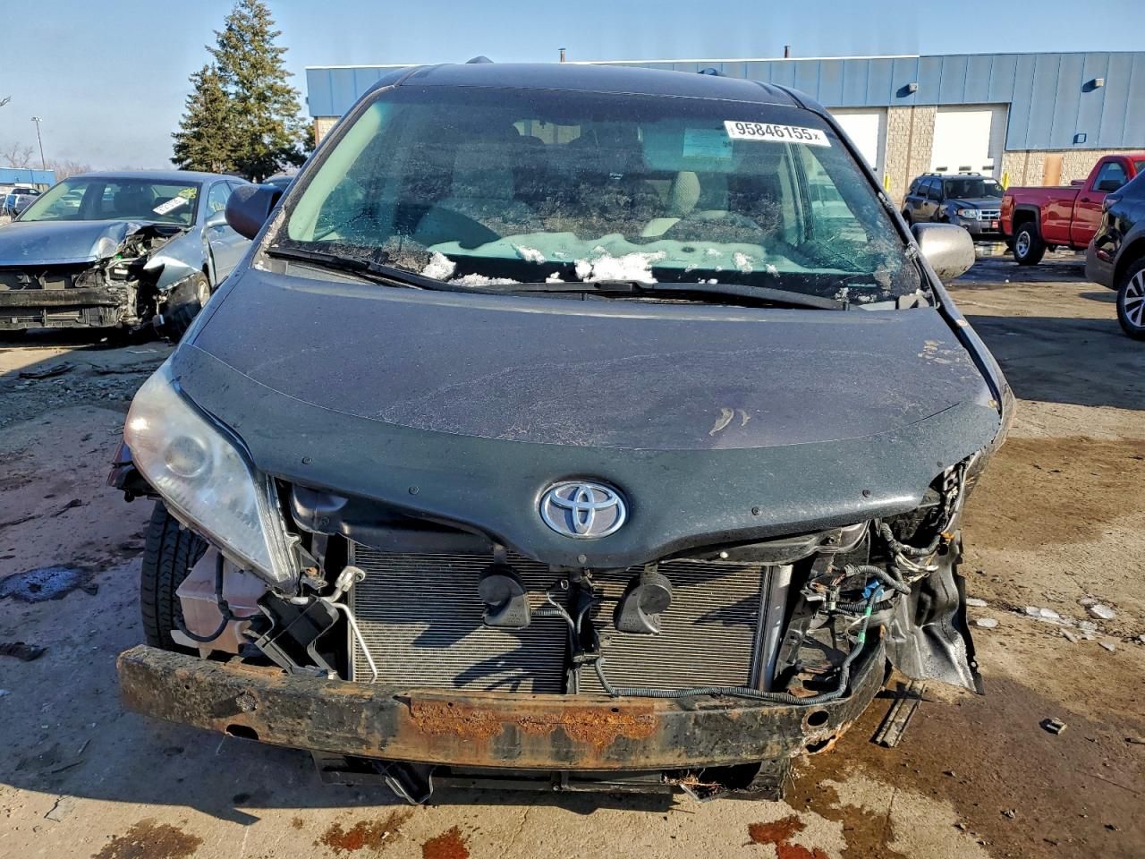 2012 Toyota Sienna le