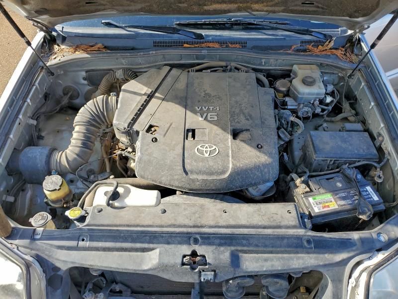 2004 Toyota 4runner SR5