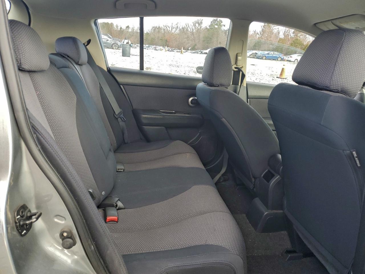 2008 Nissan Versa s