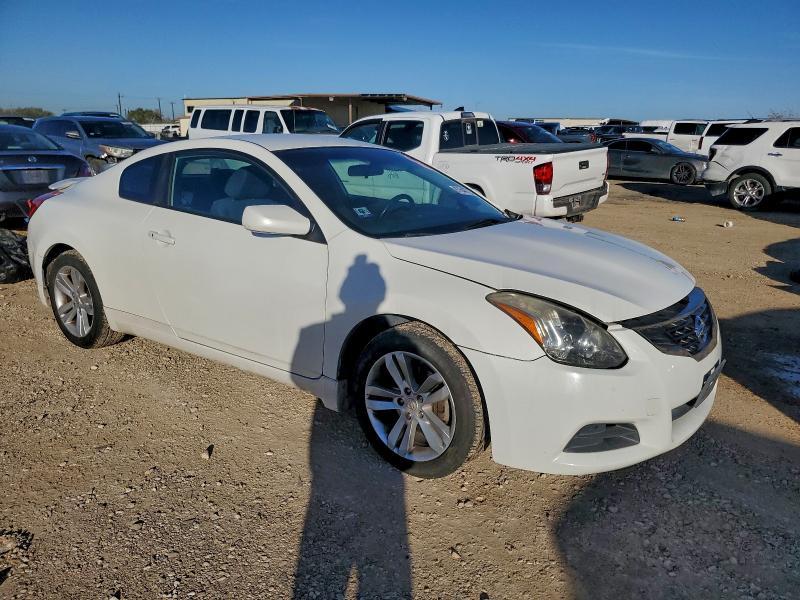 2012 Nissan Altima s