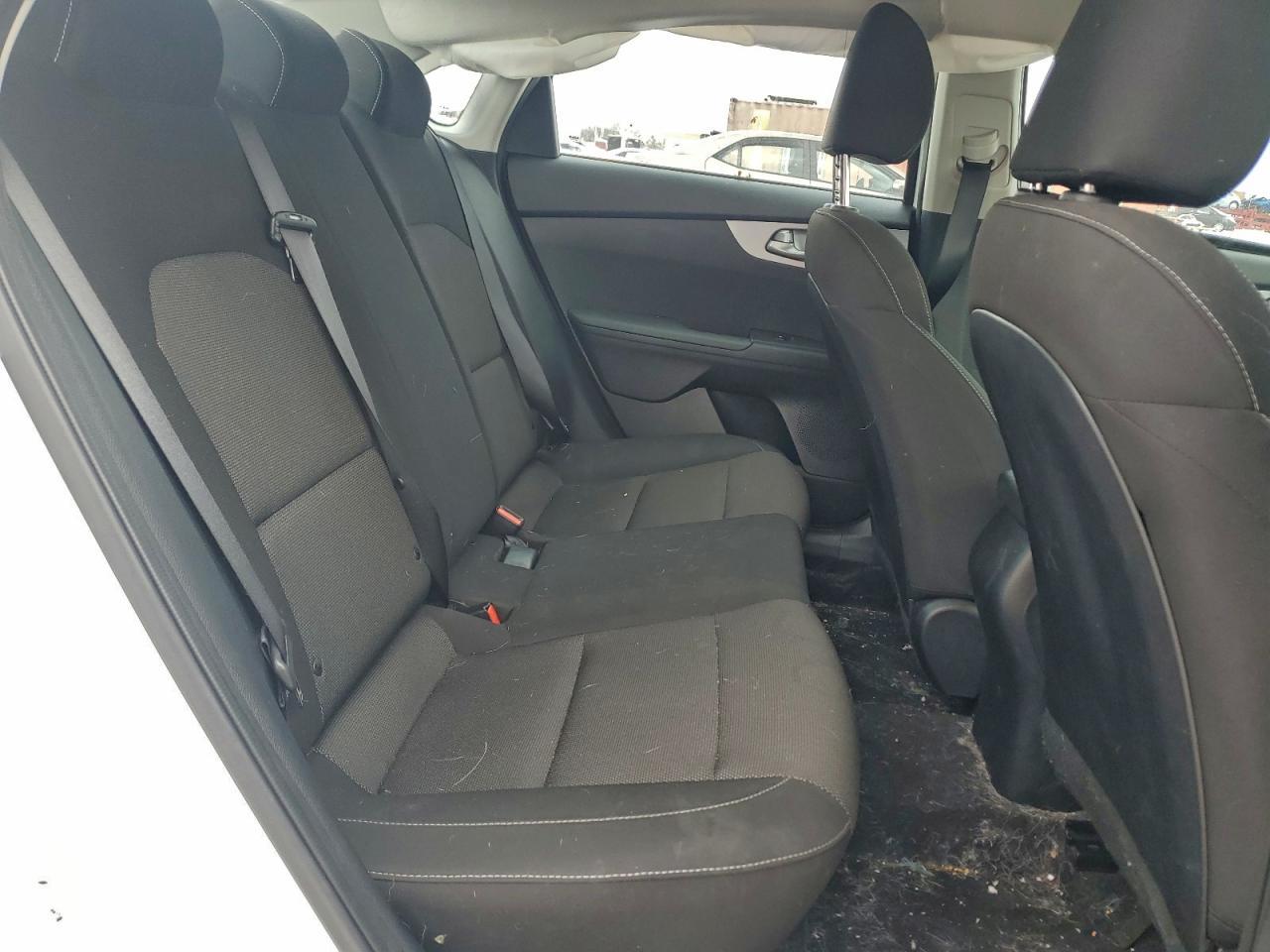 2024 KIA Forte lx