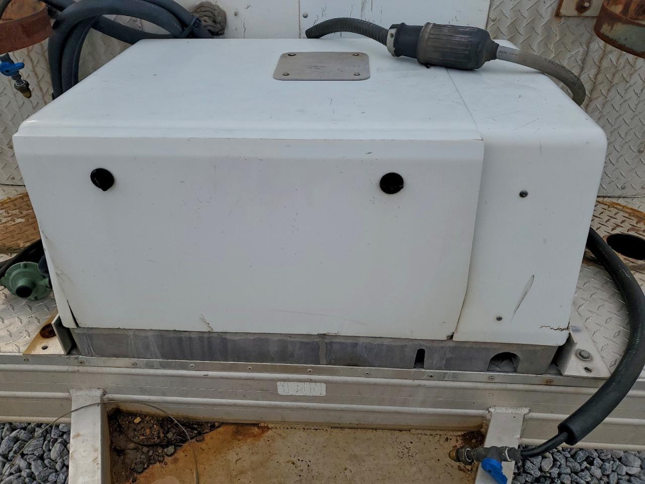 2000 Featherlite Fiber Optic Splcling Trailer