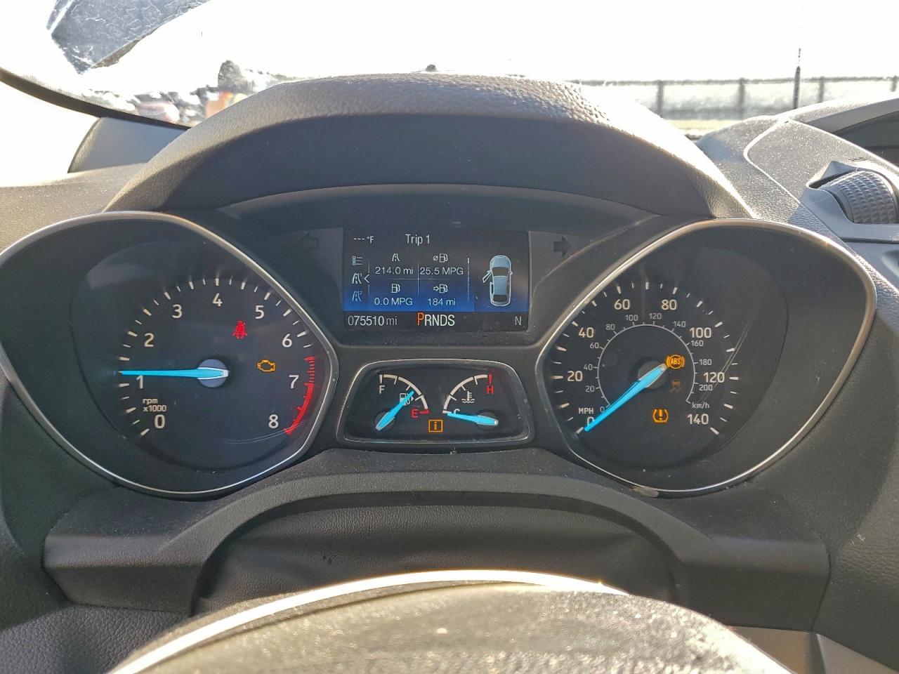 2019 Ford Escape s