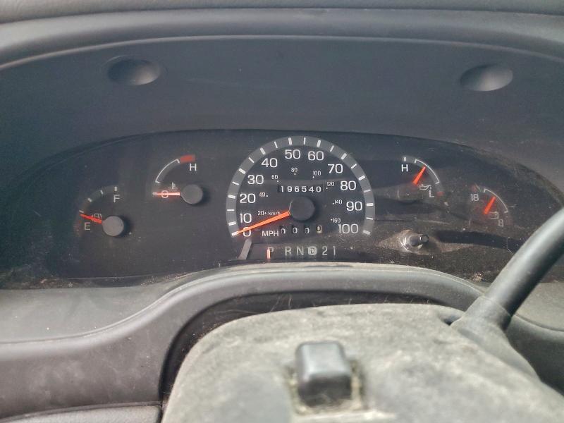 2003 Ford Econoline E450 Super Duty Cutaway van