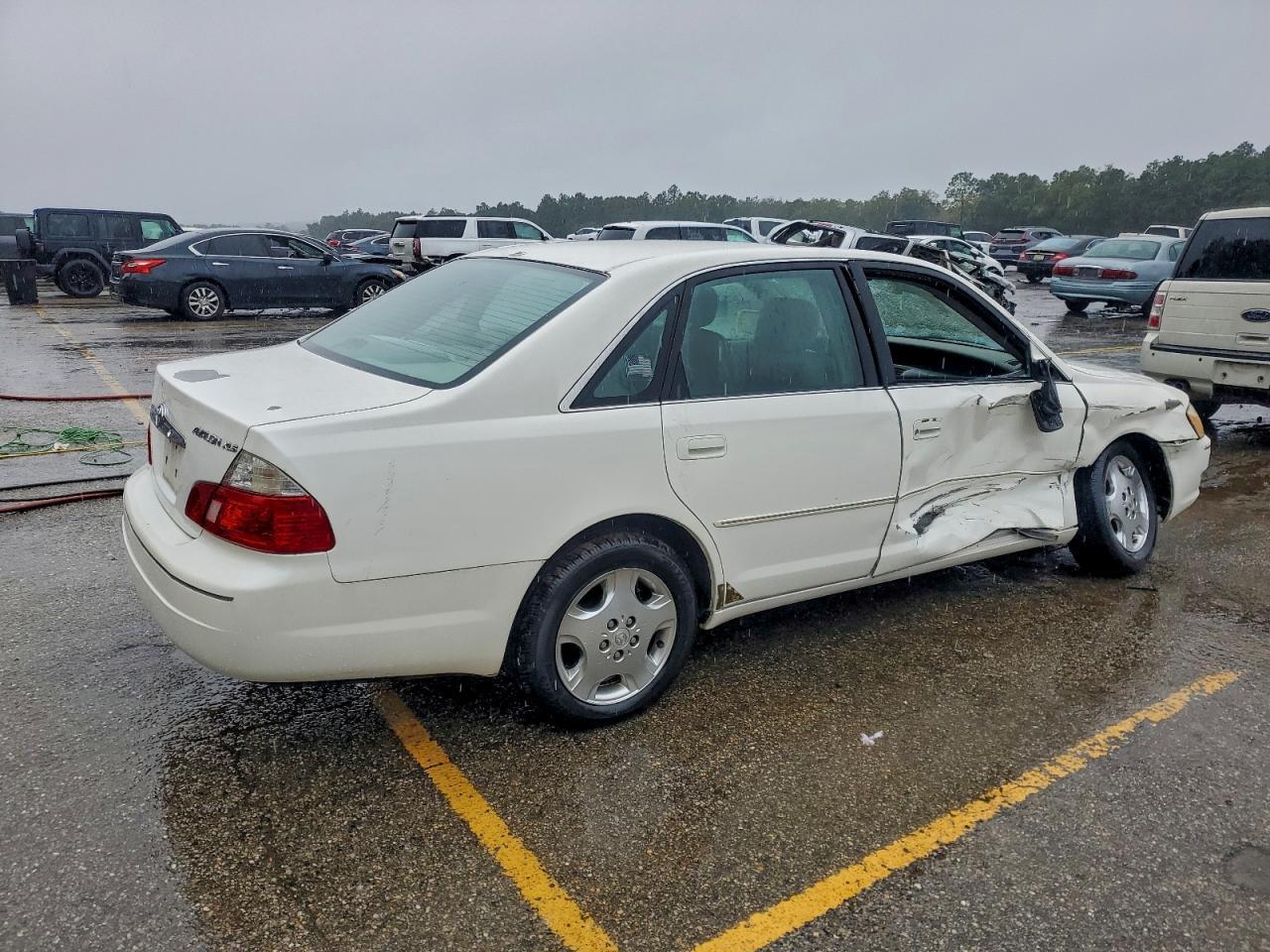 2004 Toyota Avalon xl