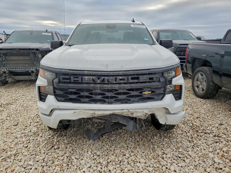 2025 Chevrolet Silverado C1500 Custom