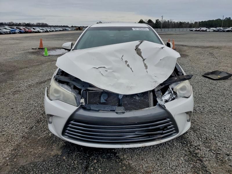 2017 Toyota Camry le