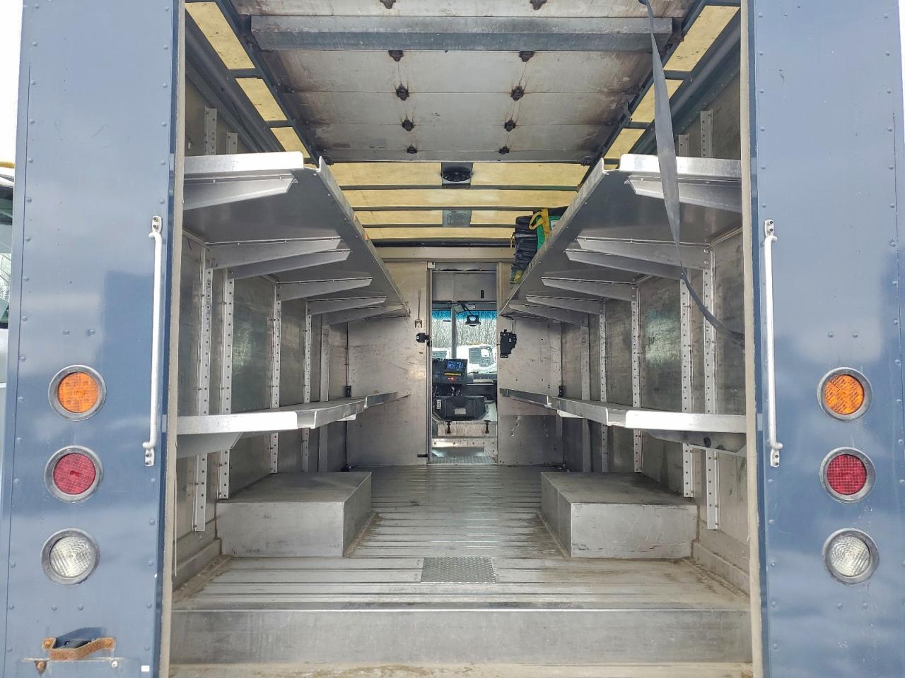 2020 Freightliner MT 45G Delivery Truck