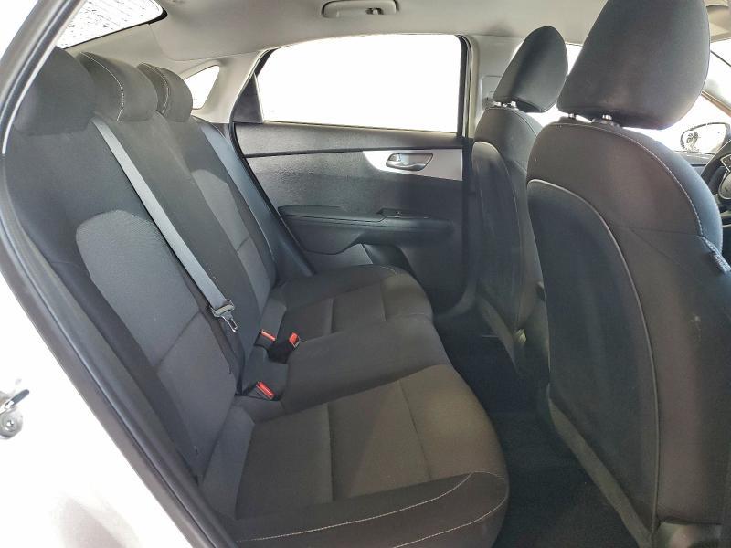 2024 KIA Forte lx