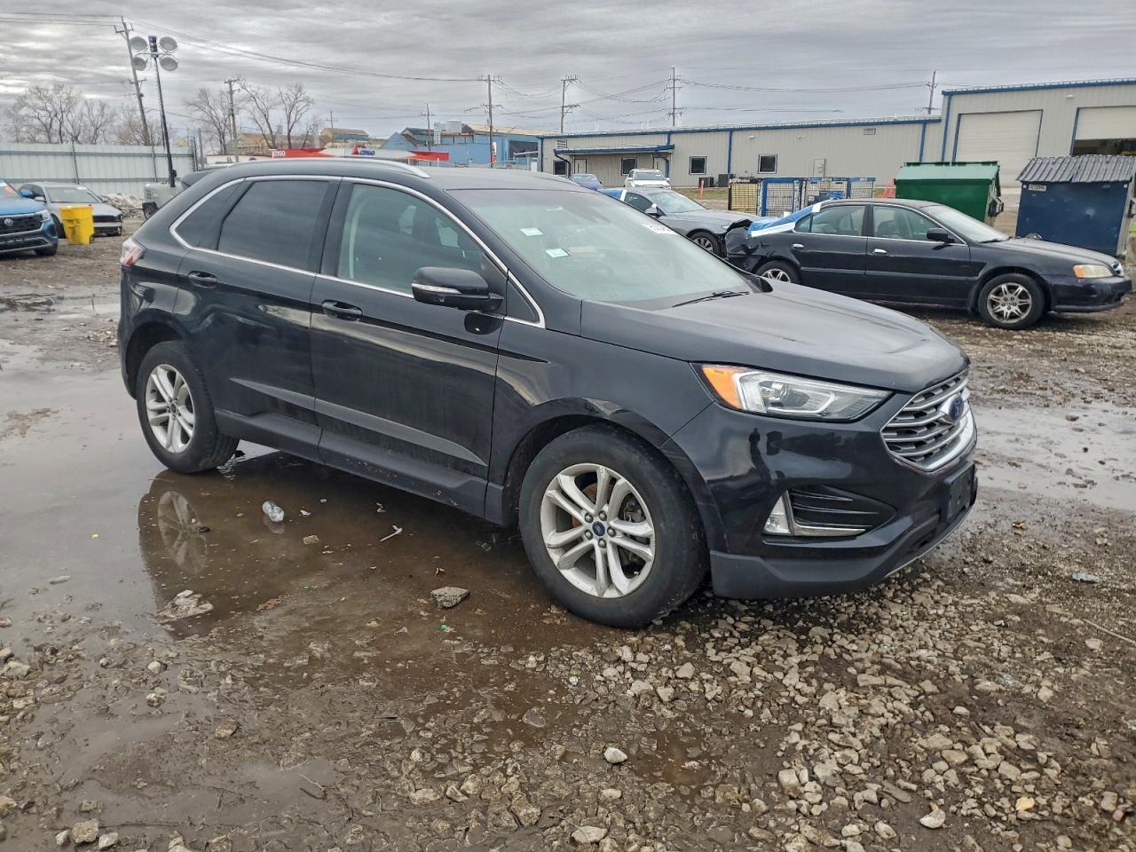 2020 Ford Edge sel
