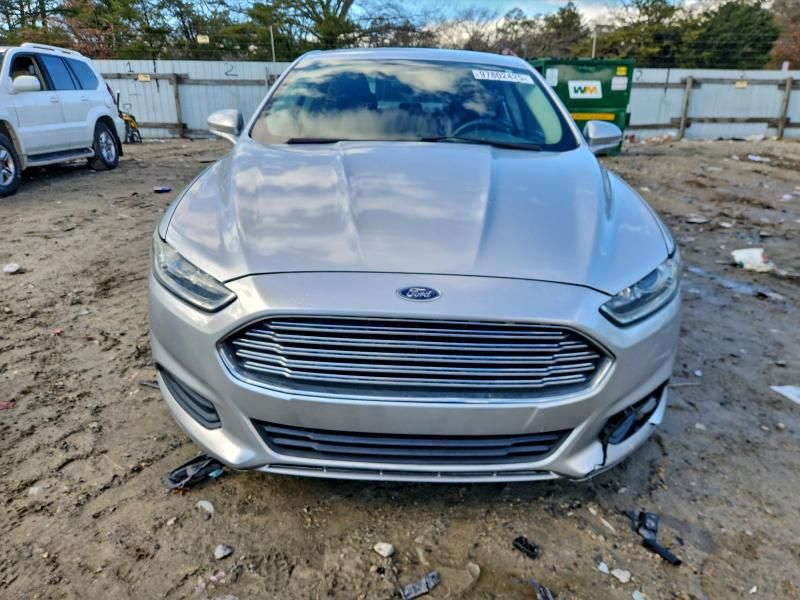2015 Ford Fusion se