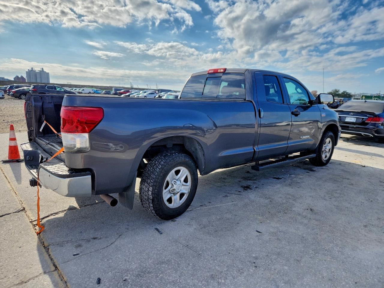2013 Toyota Tundra Double Cab SR5