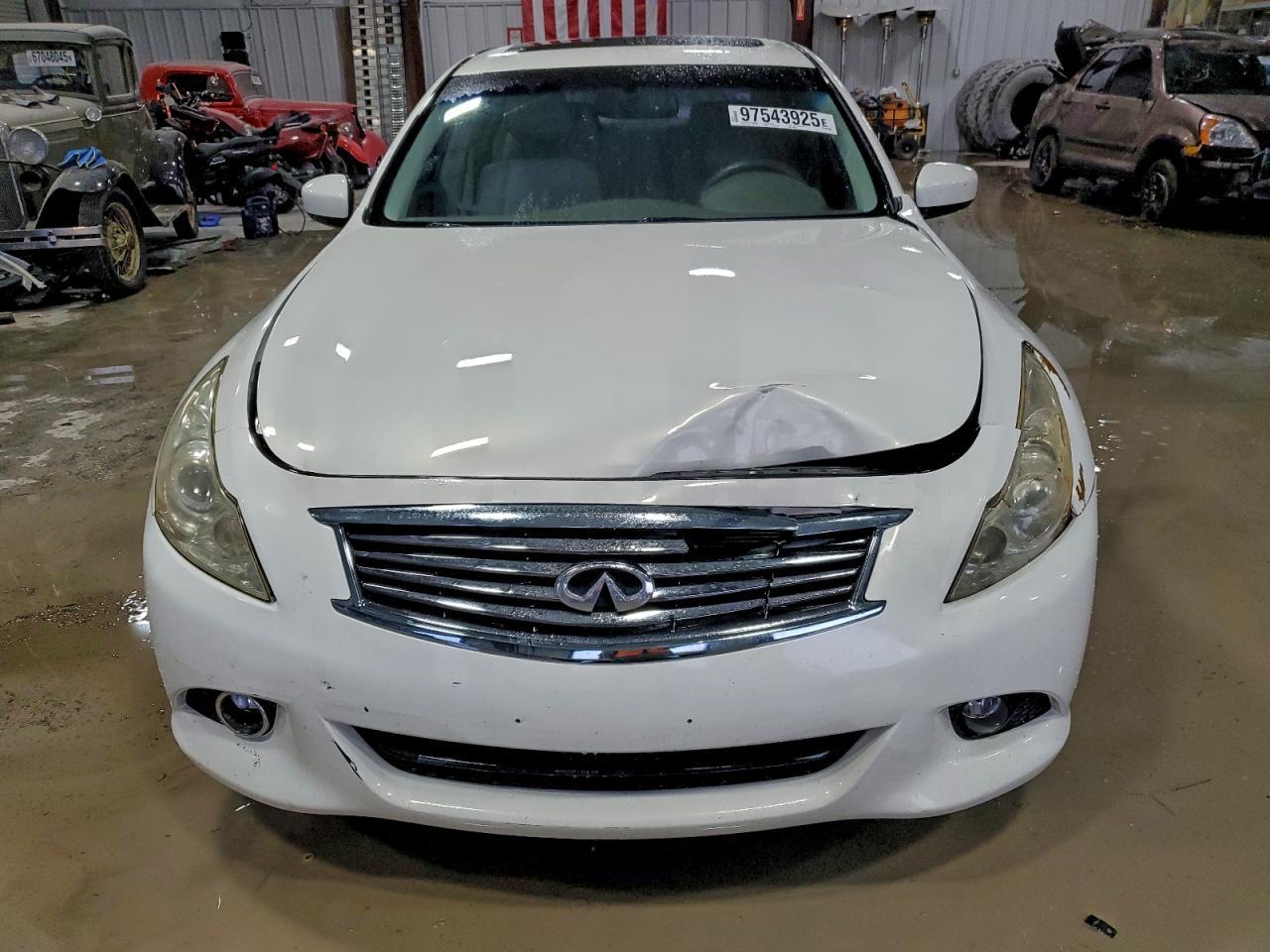 2012 Infiniti G25