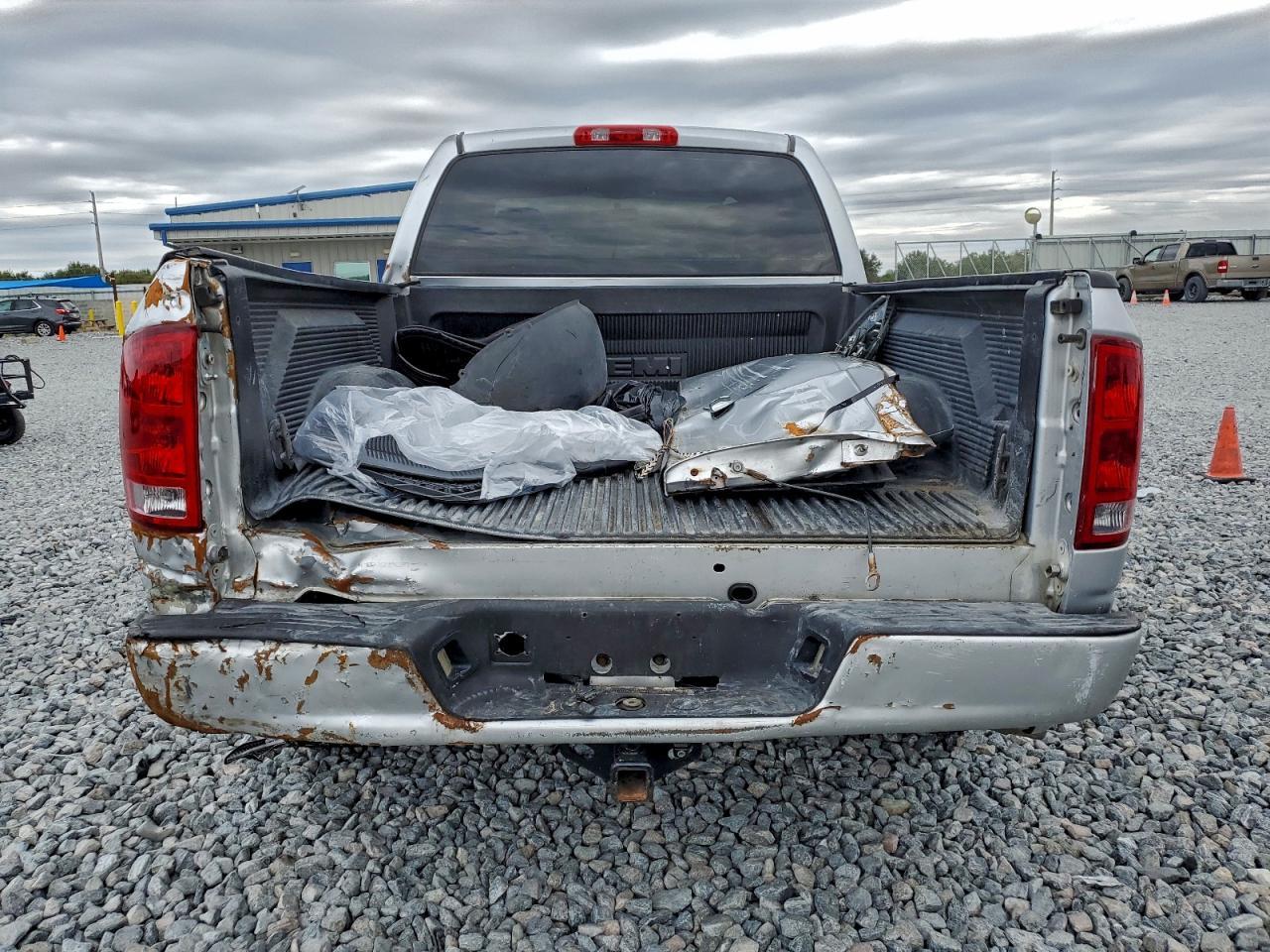 2005 Dodge RAM 1500 ST