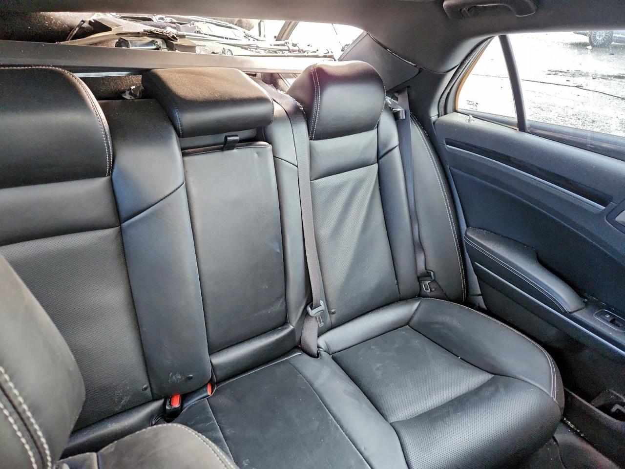 2022 Chrysler 300 s