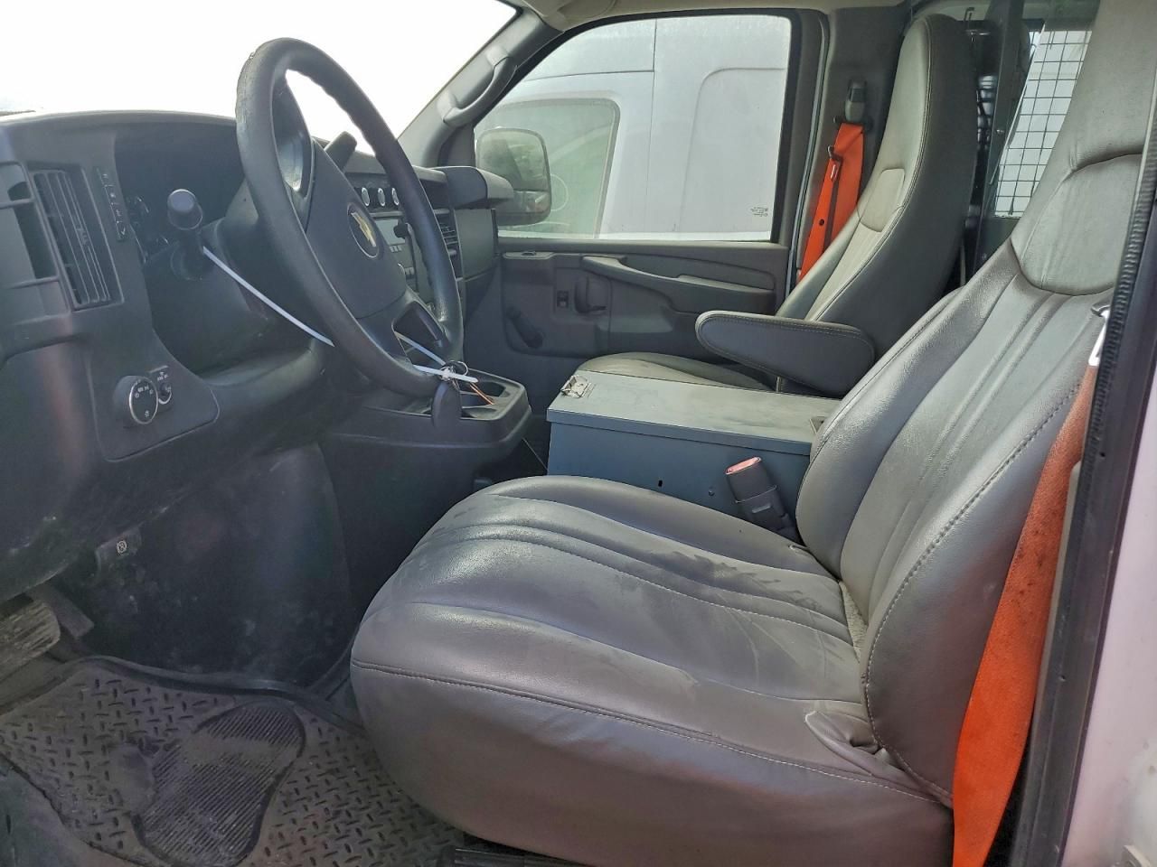 2013 Chevrolet Express G2500