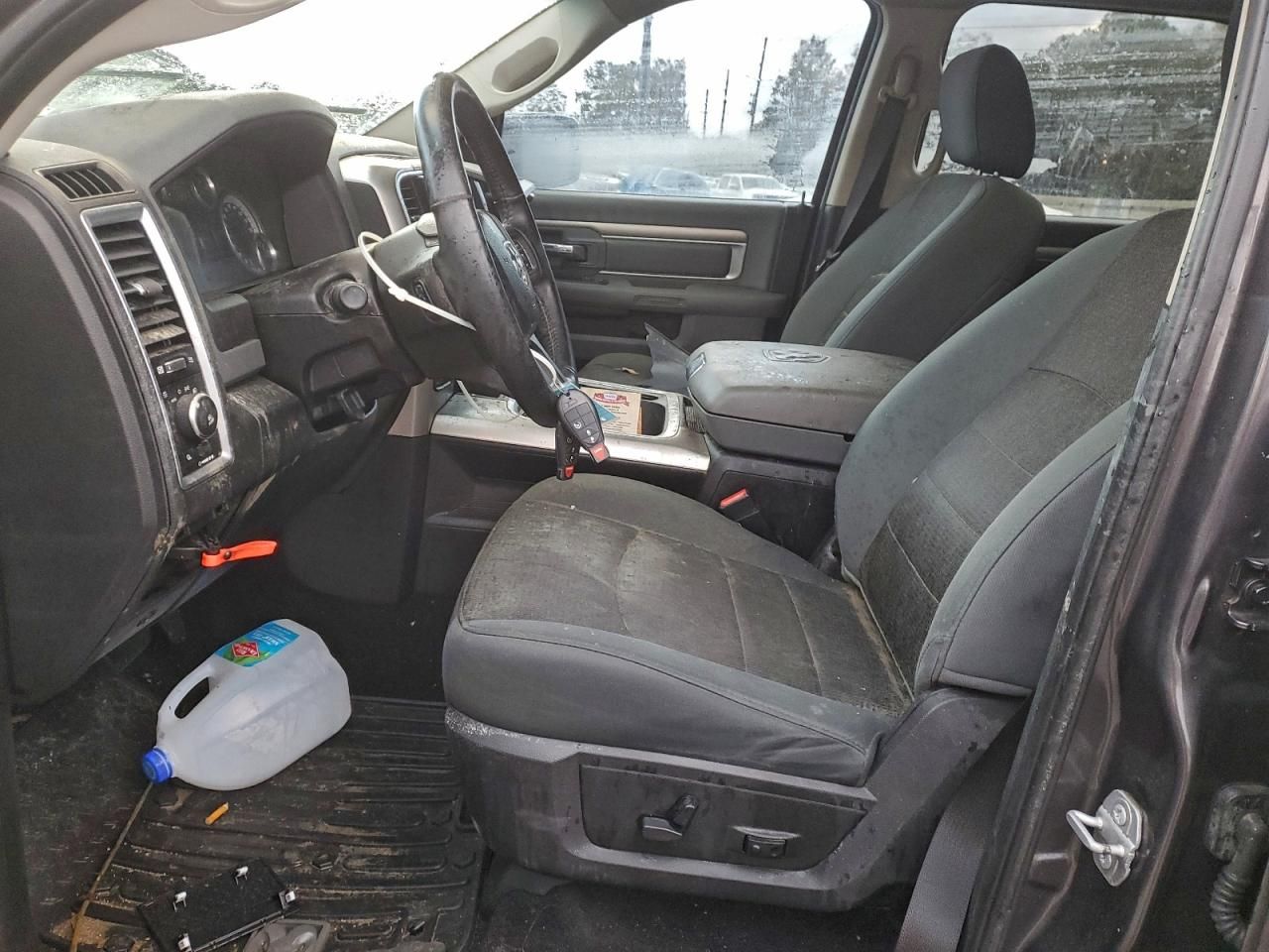 2016 Dodge Ram 1500 slt