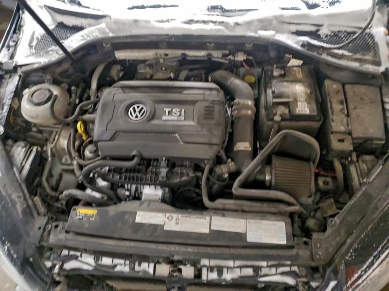 2018 Volkswagen Golf r