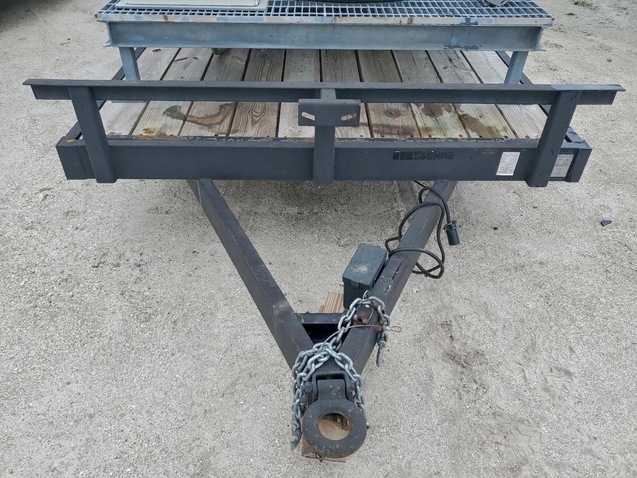 2005 Hmad 2005 MYY5 Trailer MODEL: 18