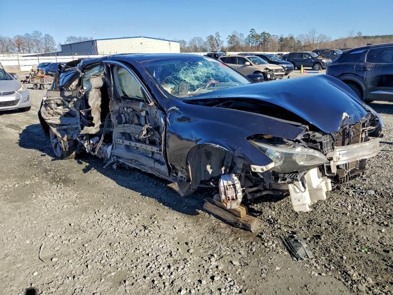 2012 Infiniti M37