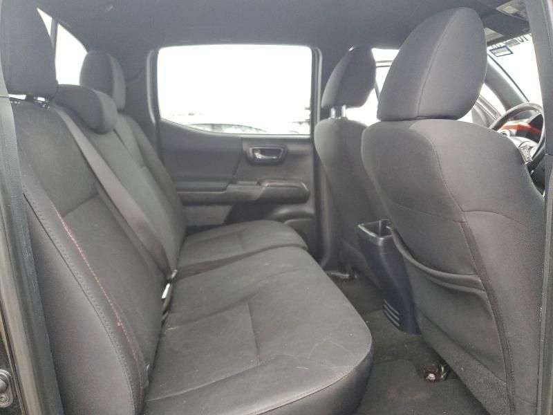 2017 Toyota Tacoma Double cab