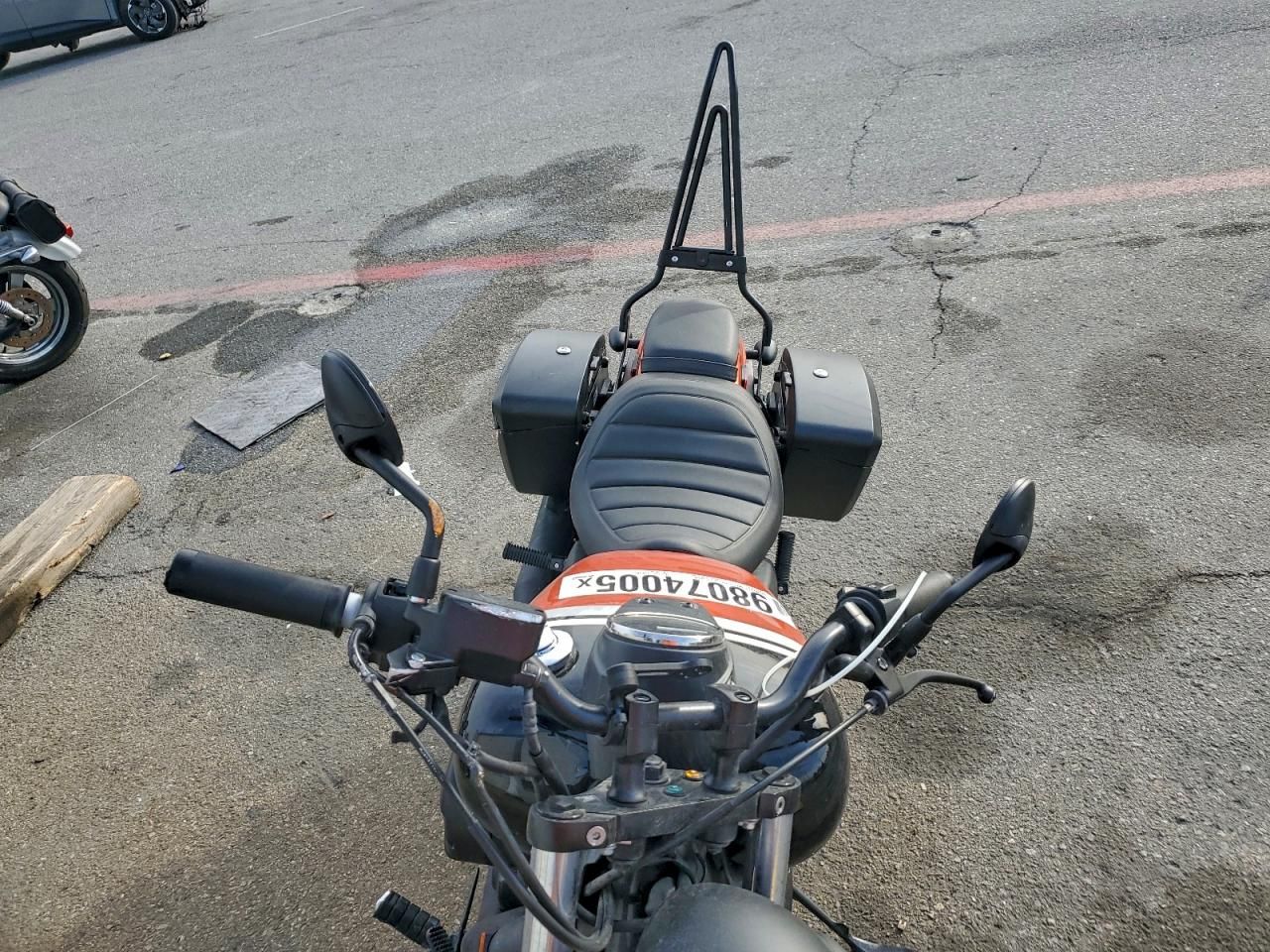 2025 Honda VT750 C2B