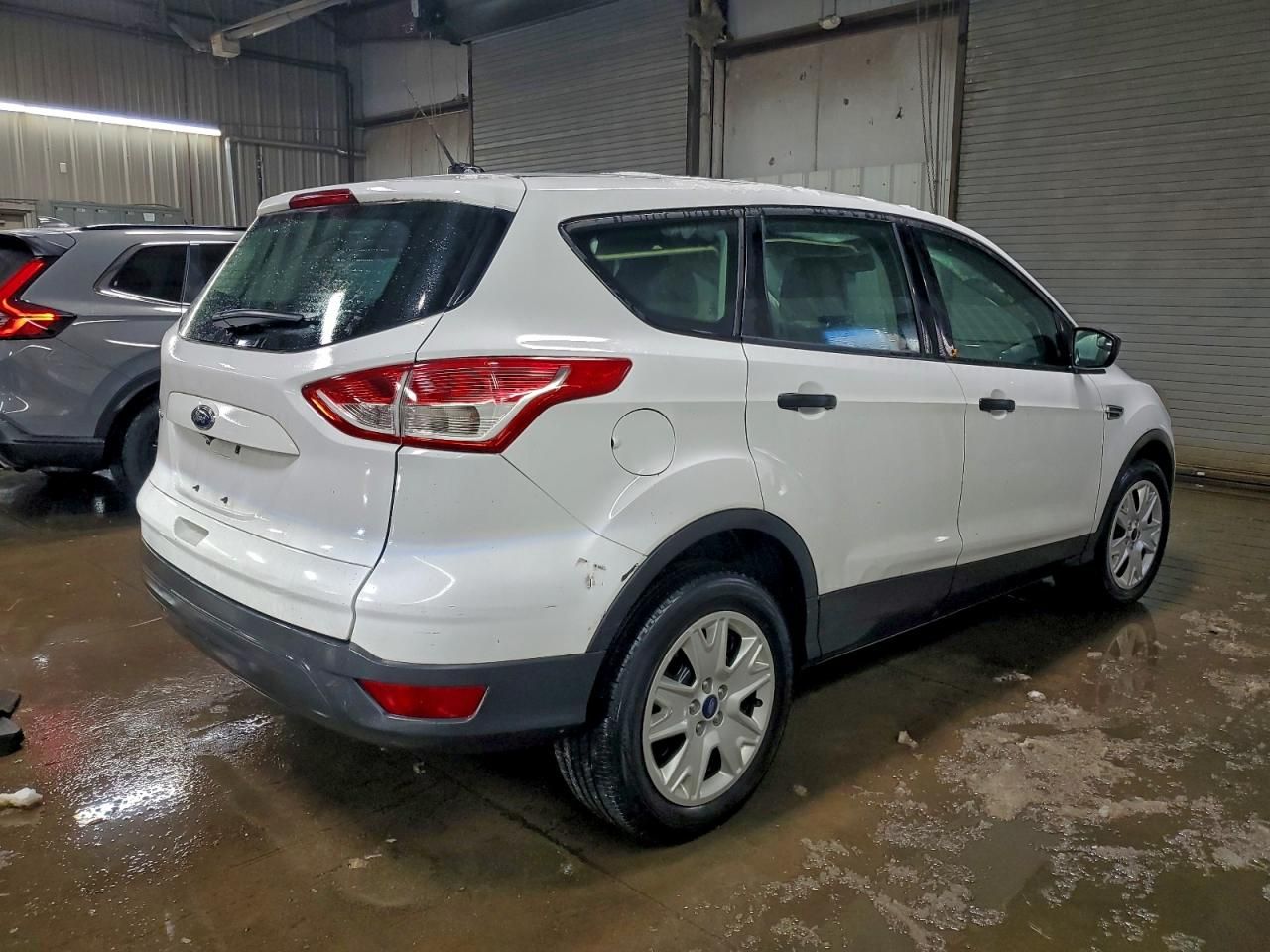 2014 Ford Escape s