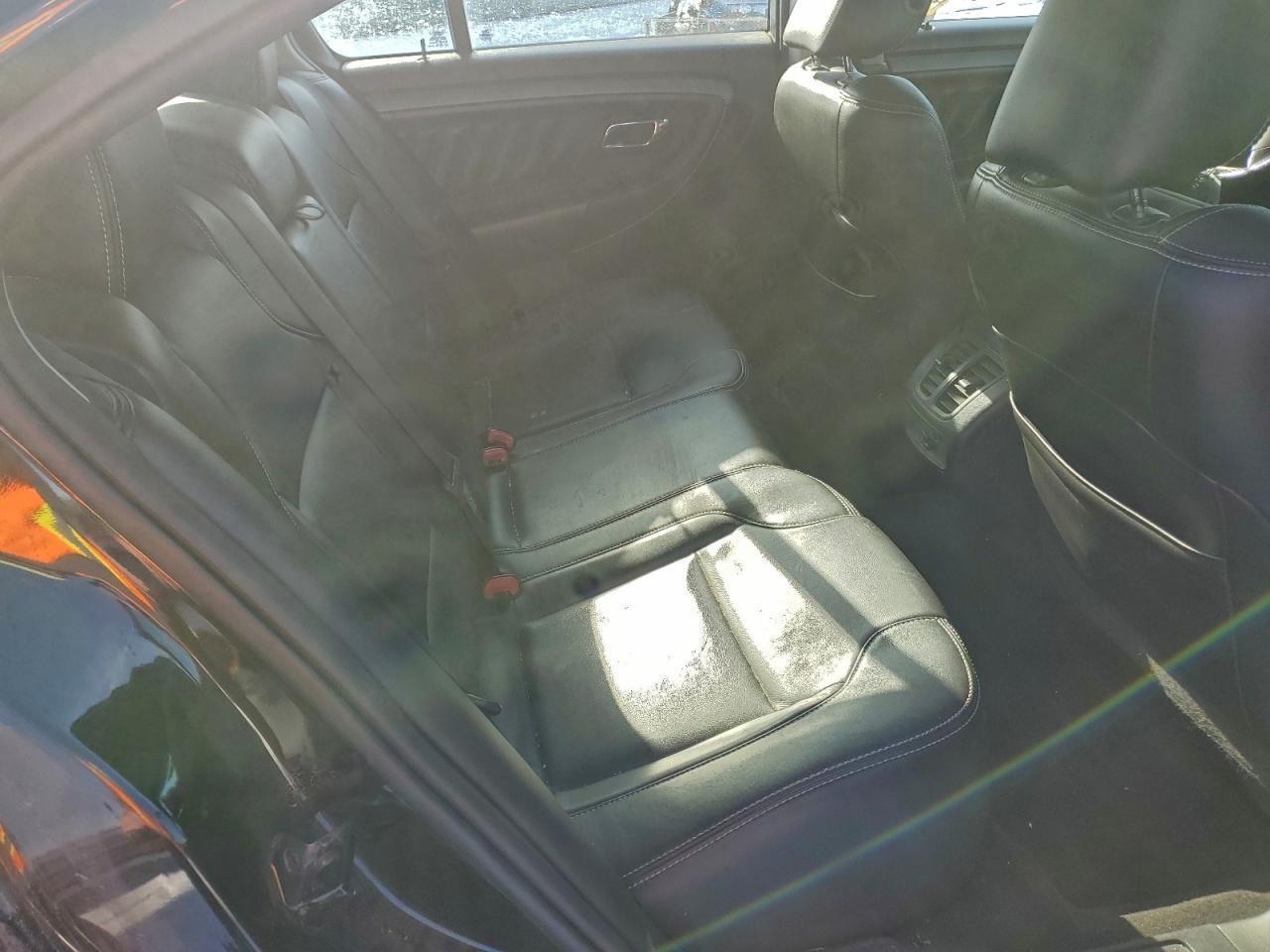 2011 Ford Taurus sel