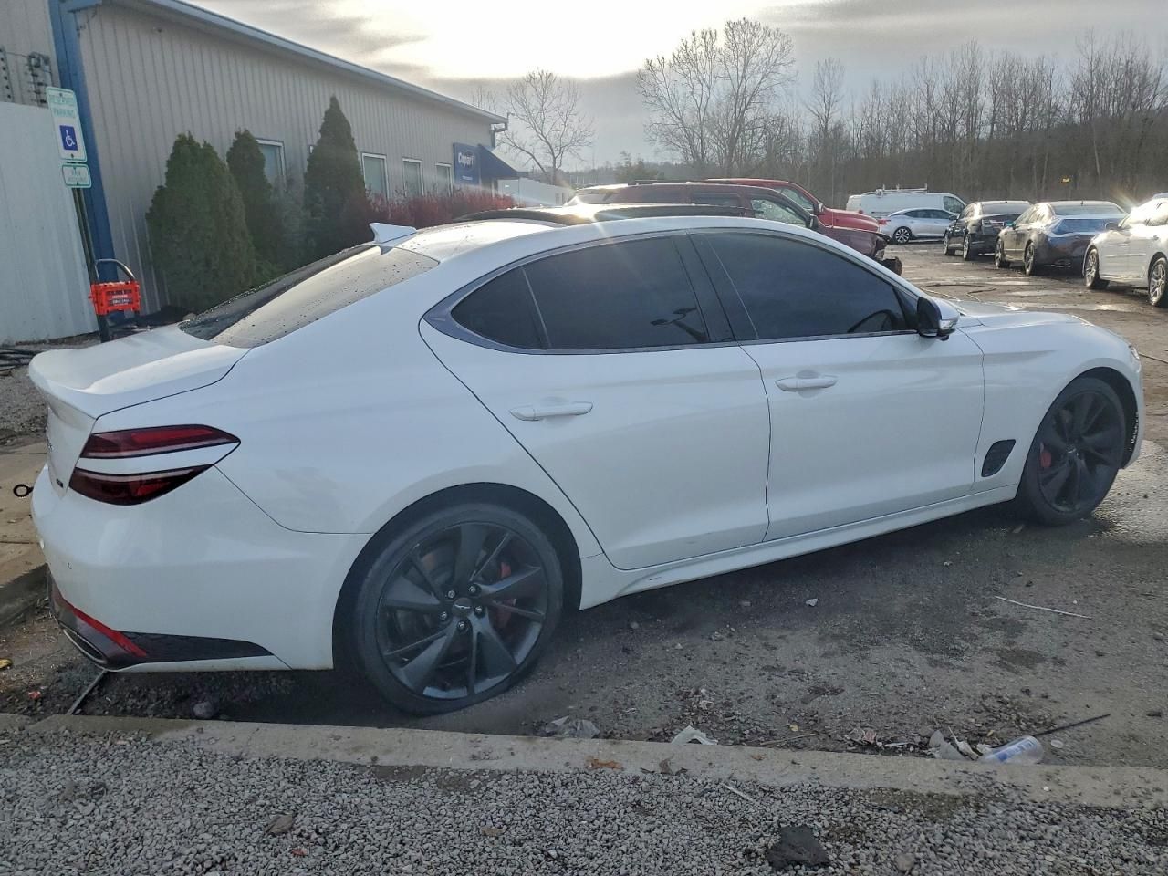 2022 Genesis G70 Base
