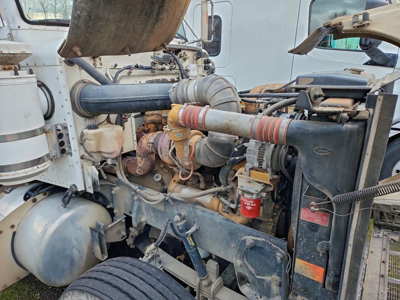 1998 Peterbilt 378 Semi Truck
