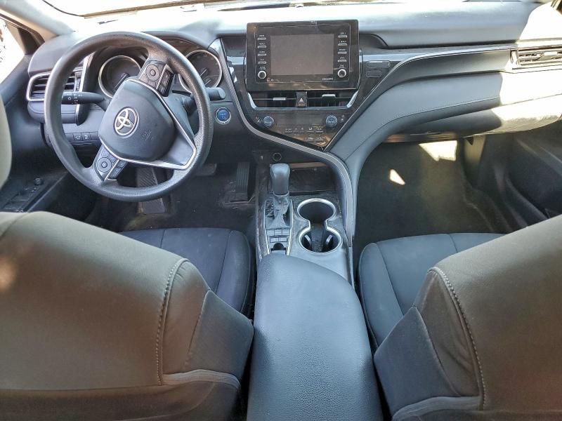 2021 Toyota Camry le