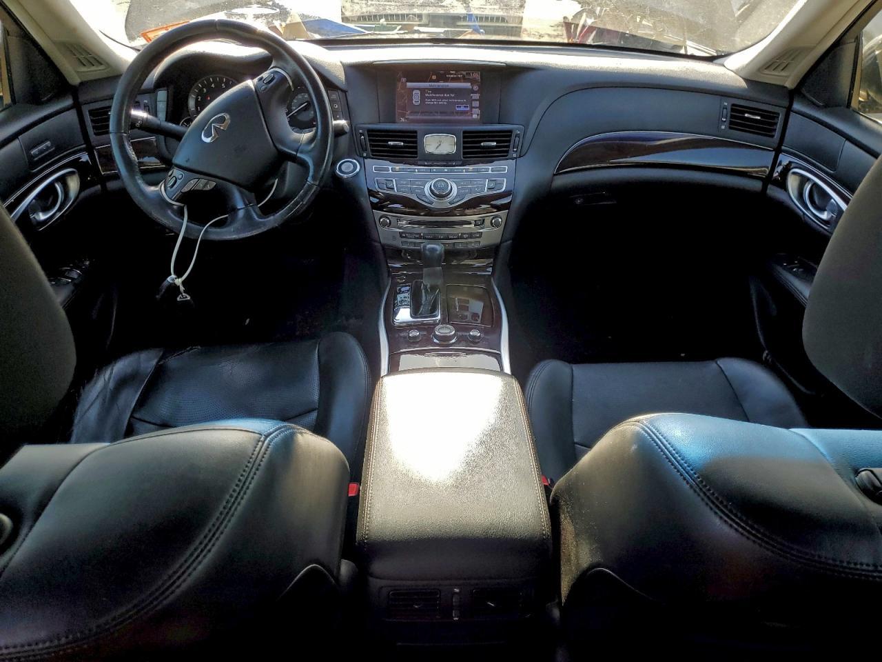 2013 Infinity M37
