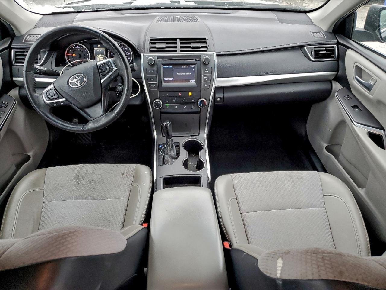 2017 Toyota Camry le
