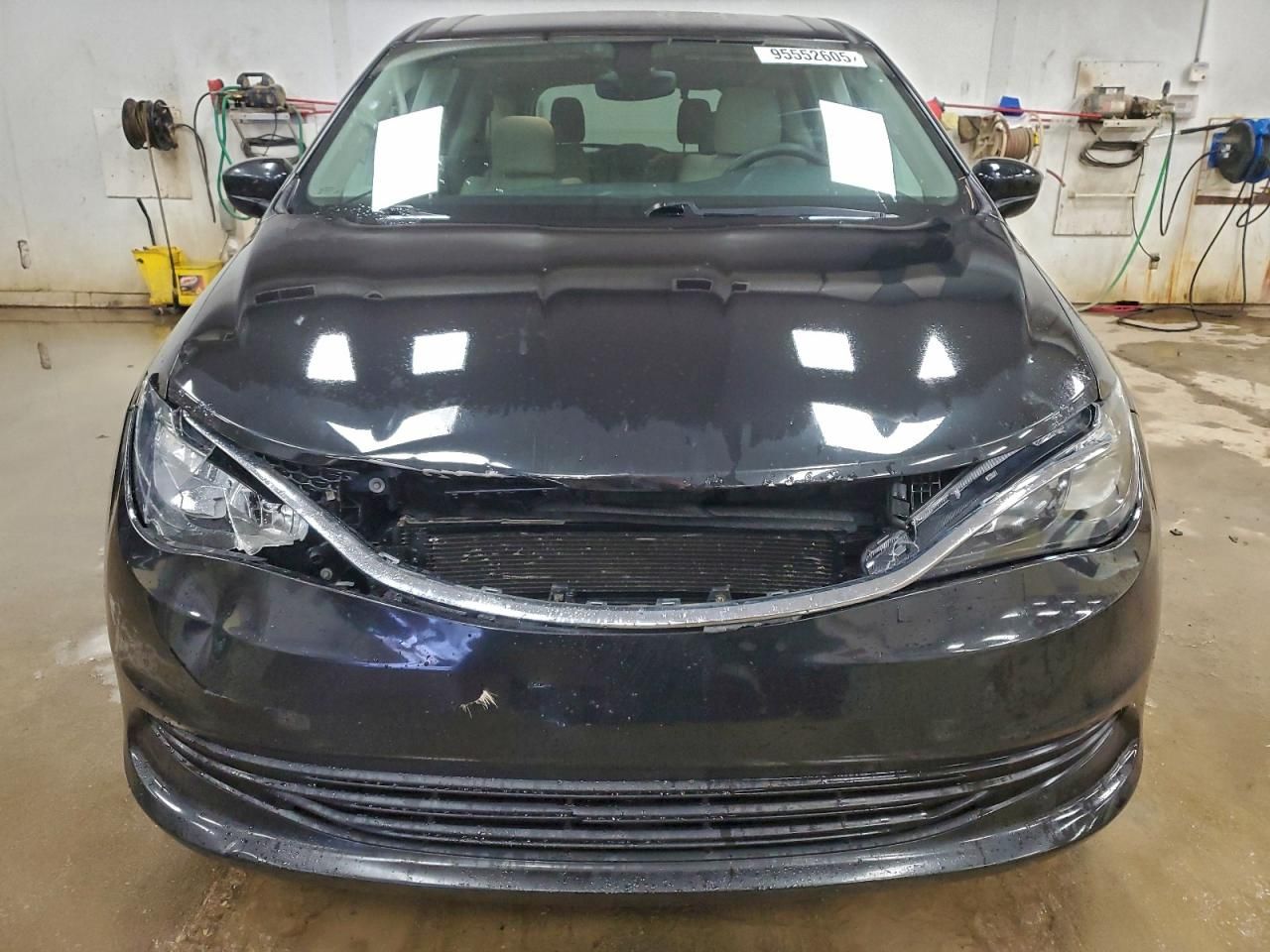 2017 Chrysler Pacifica lx