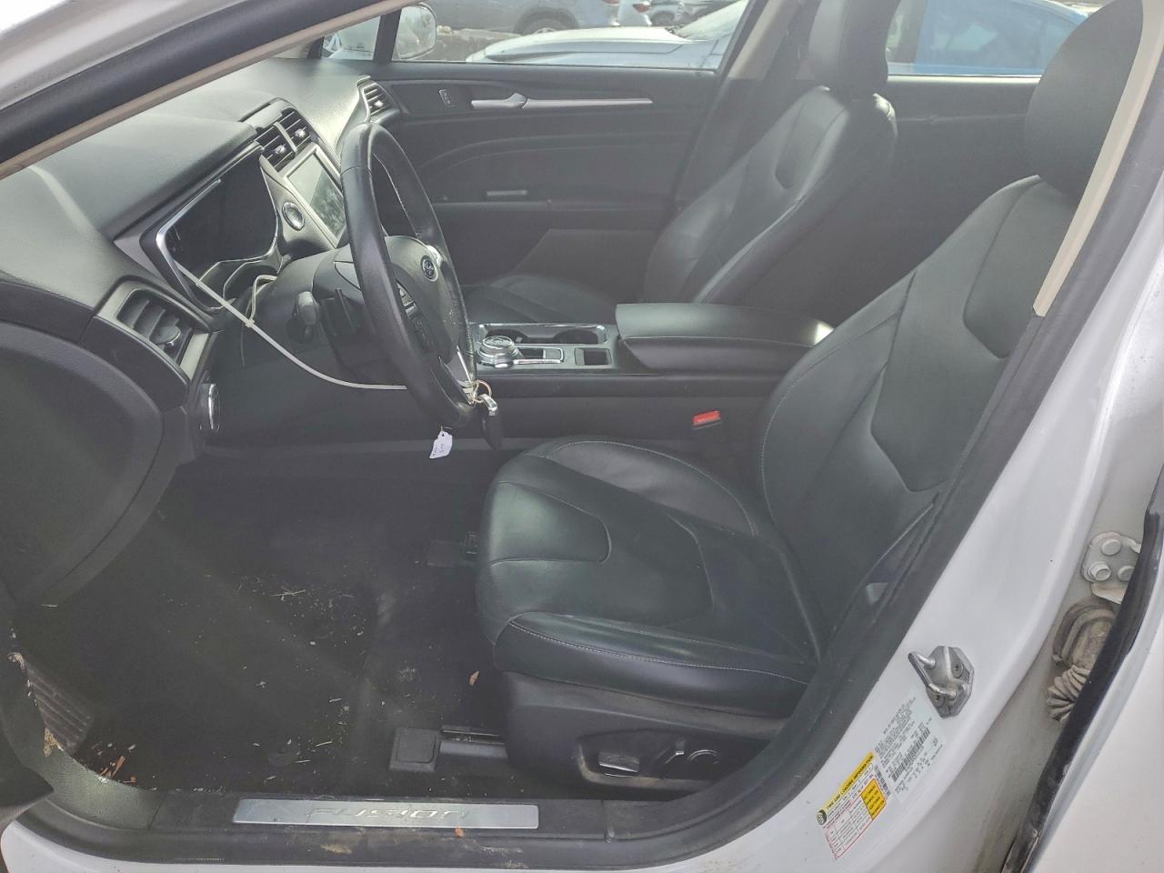 2018 Ford Fusion Titanium/platinum