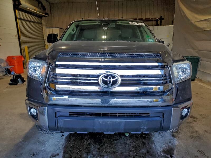 2016 Toyota Tundra Crewmax SR5
