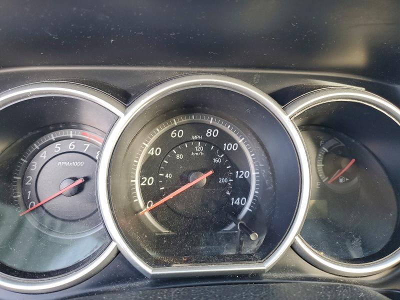 2010 Nissan Versa s