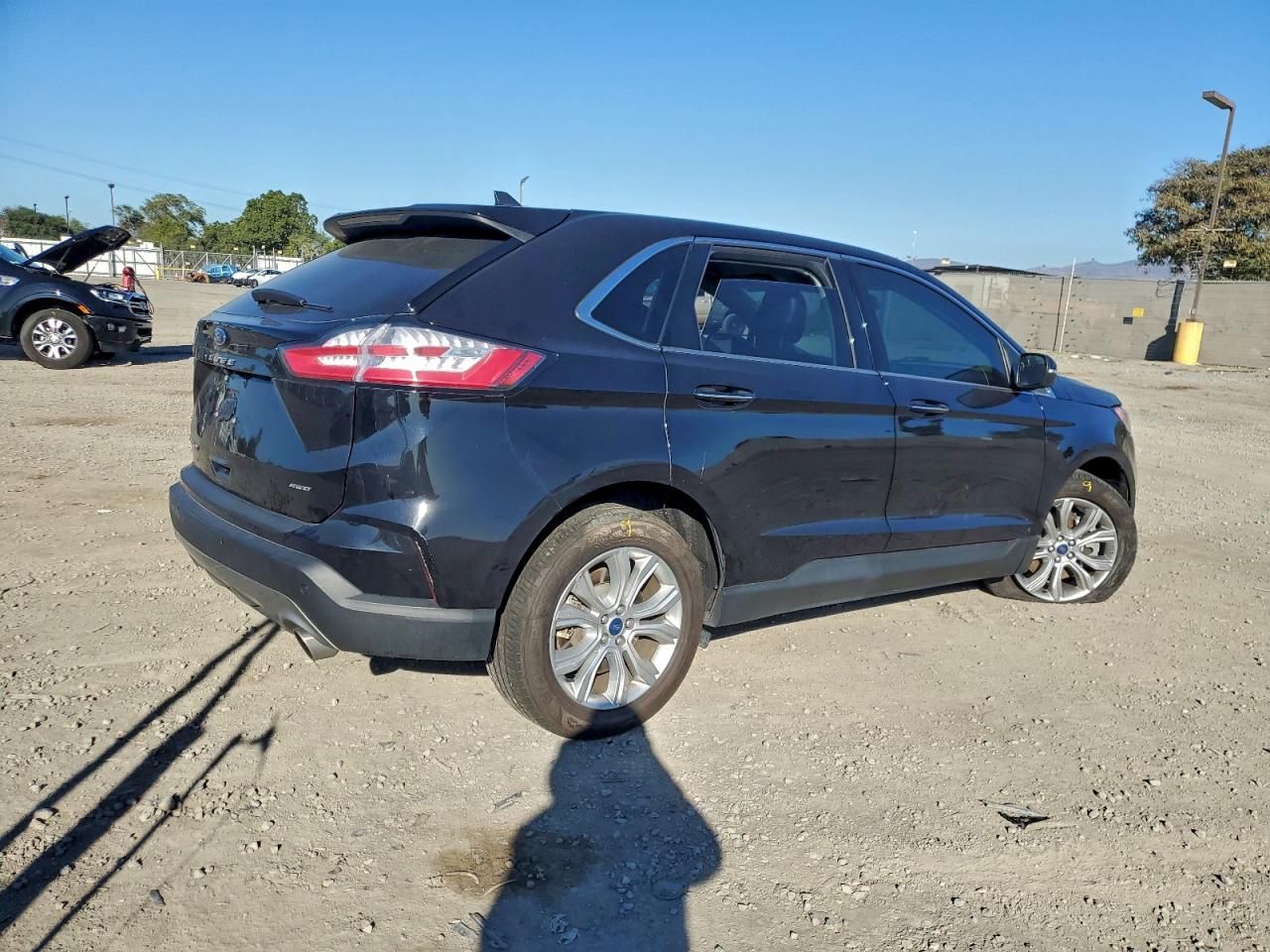 2022 Ford Edge Titanium