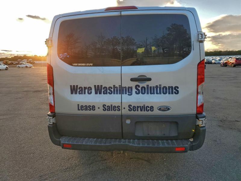 2017 Ford Transit 250 Delivery van