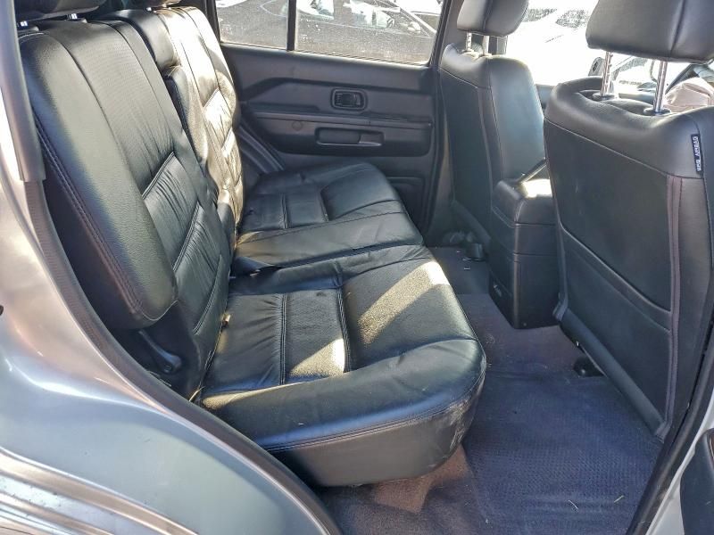 2002 Nissan Pathfinder le