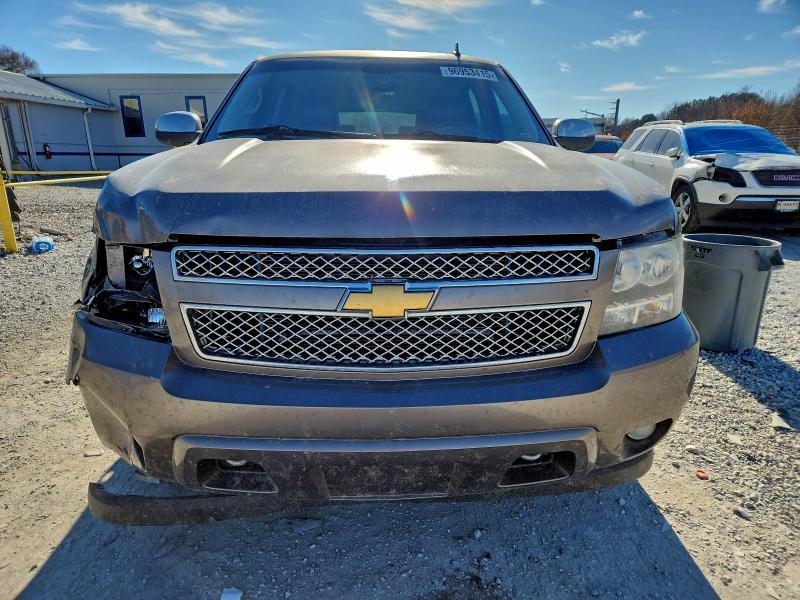 2014 Chevrolet Suburban K1500 ltz
