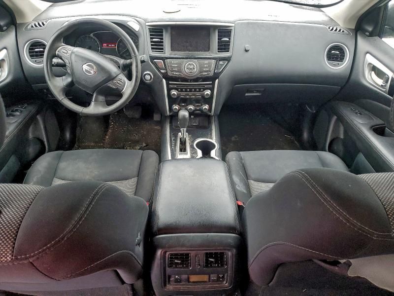 2019 Nissan Pathfinder s