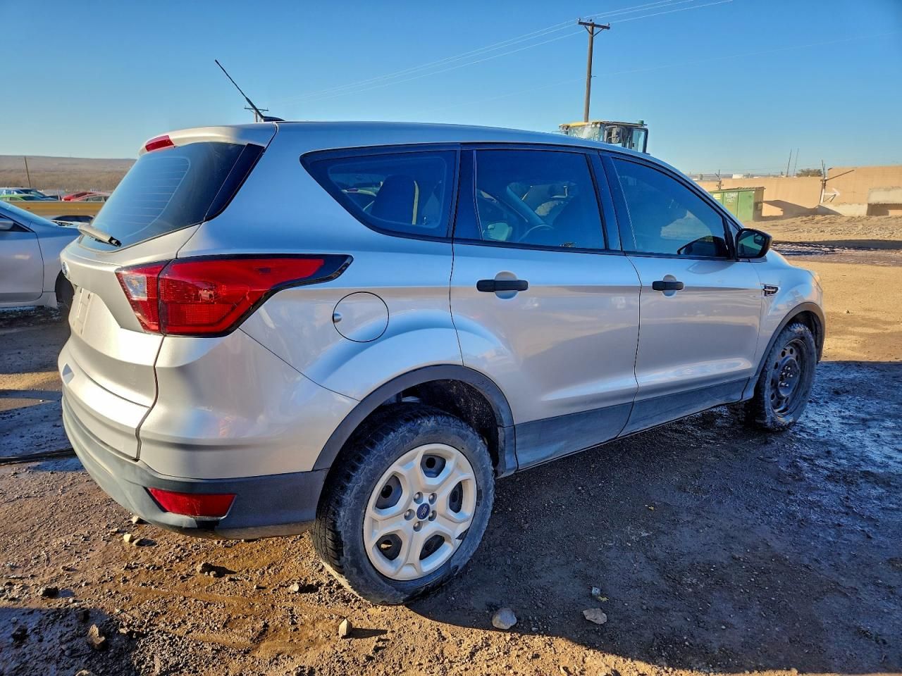2019 Ford Escape s