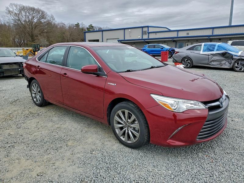 2015 Toyota Camry Hybrid