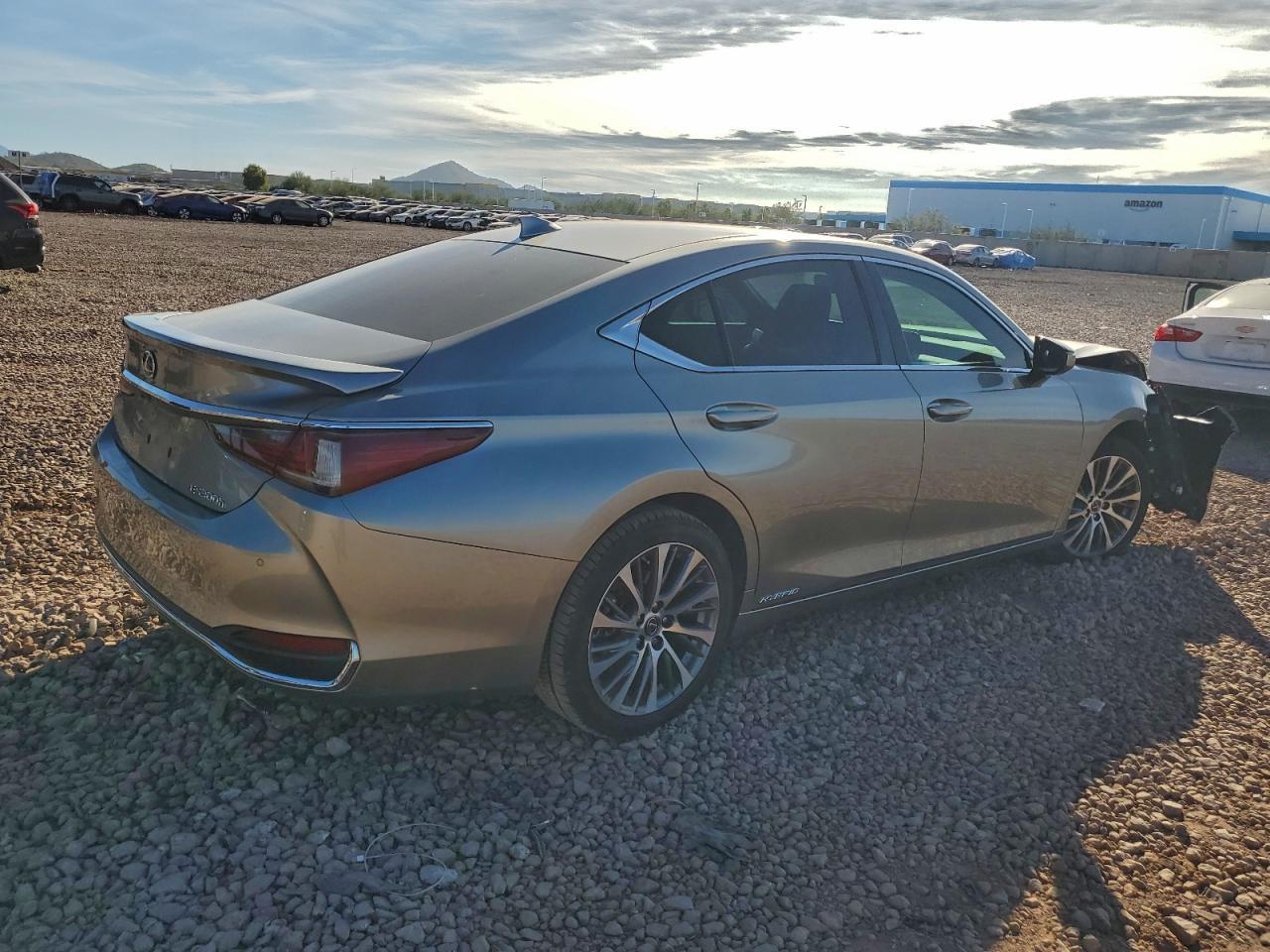 2020 Lexus Es 300h