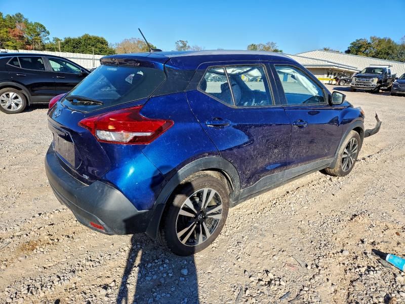 2018 Nissan Kicks s