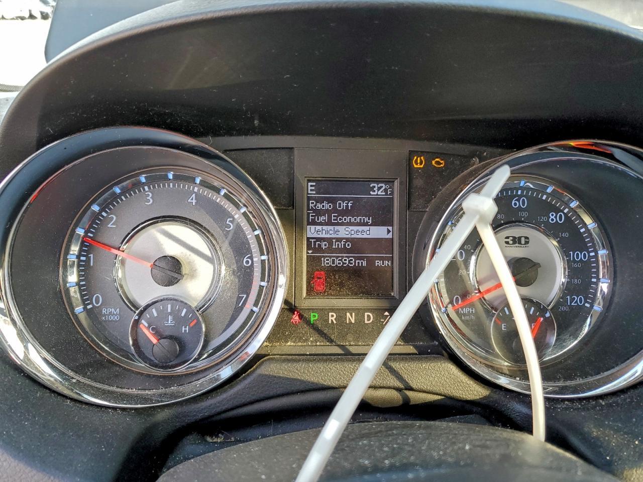2014 Chrysler Town & Country Touring L