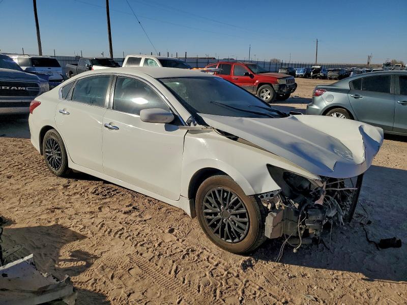 2018 Niss Altima